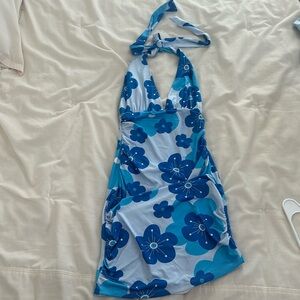 New with tags Blue Floral White Fox Dress Tie Neck Open Back SIDE Zip Never Worn